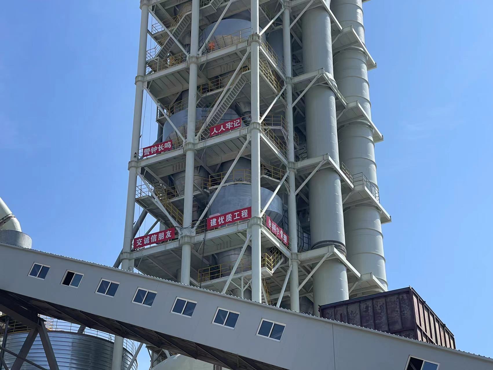 1690341566697841zina.jpg 8f245e1fb6cbfc91ccb57bb4020368c.jpg